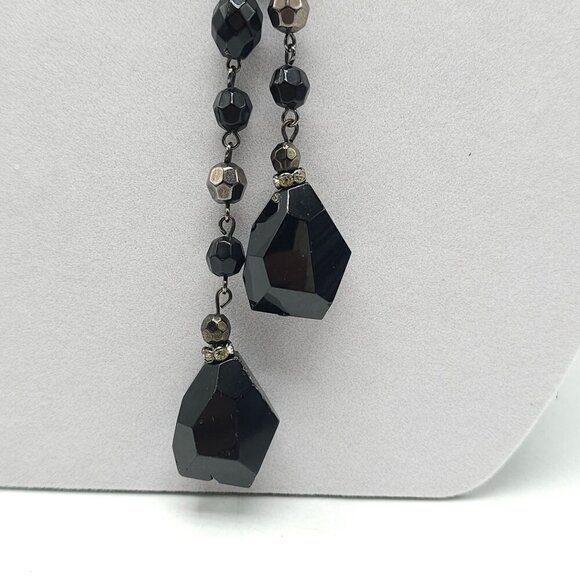 Black Glass Beaded Necklace With Faceted Teardrop Pendant 29" Long Lariat - Picture 2 of 6
